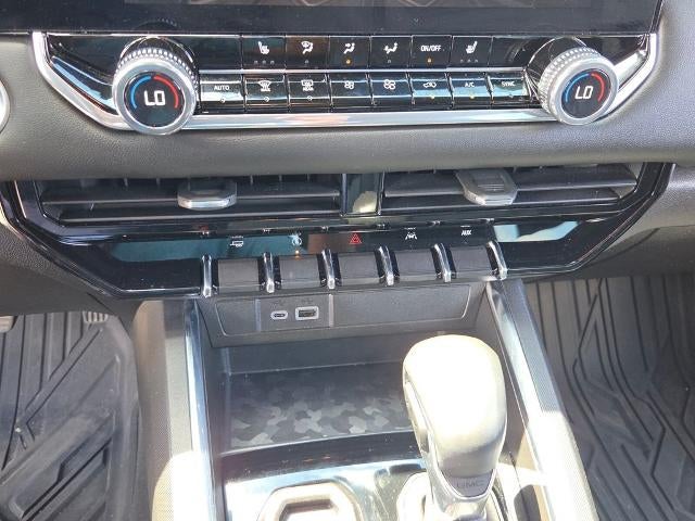 2024 GMC Canyon Crew Cab Short Box 2-Wheel Drive Elevation