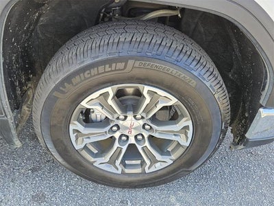 2022 GMC Sierra 1500 Crew Cab Short Box 4-Wheel Drive SLT