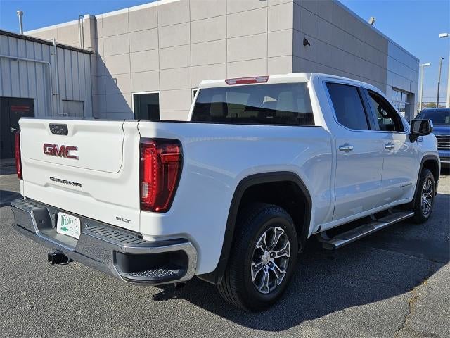 2022 GMC Sierra 1500 Crew Cab Short Box 4-Wheel Drive SLT