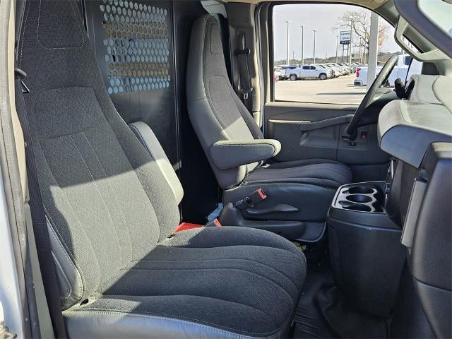 2023 GMC Savana Cargo Van 2500 Regular Wheelbase Rear-Wheel Drive