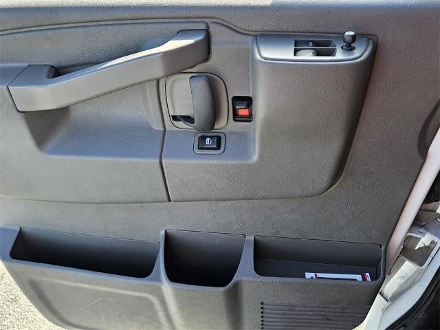 2023 GMC Savana Cargo Van 2500 Regular Wheelbase Rear-Wheel Drive