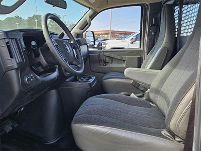 2023 GMC Savana Cargo Van 2500 Regular Wheelbase Rear-Wheel Drive