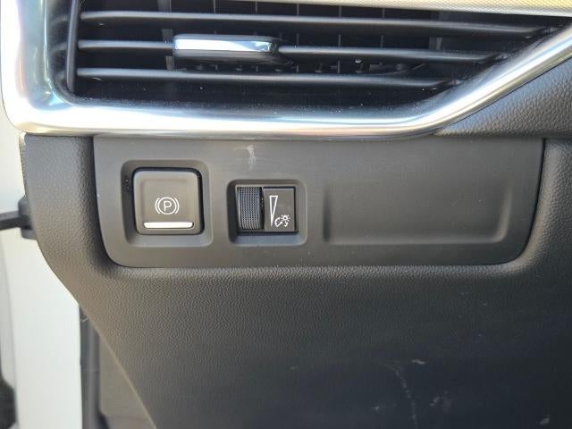 2023 Cadillac XT4 AWD 4dr Premium Luxury