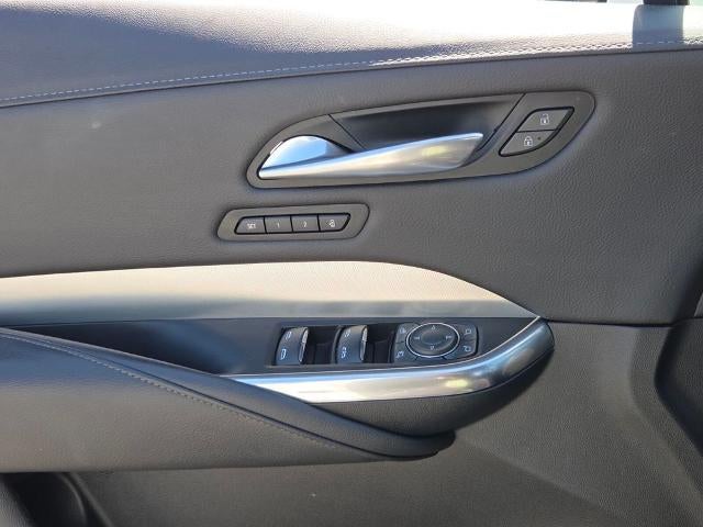 2023 Cadillac XT4 AWD 4dr Premium Luxury