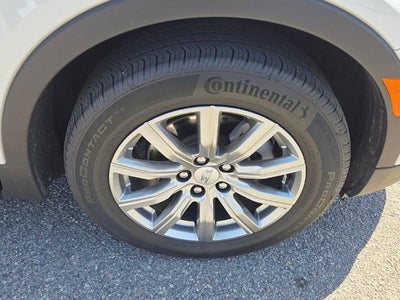 2023 Cadillac XT4 AWD 4dr Premium Luxury