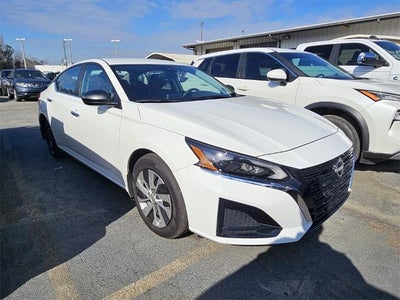 2025 Nissan Altima S FWD