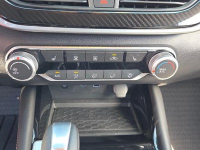 2024 Nissan Altima 2.5 SR Sedan