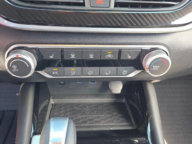 2024 Nissan Altima 2.5 SR Sedan