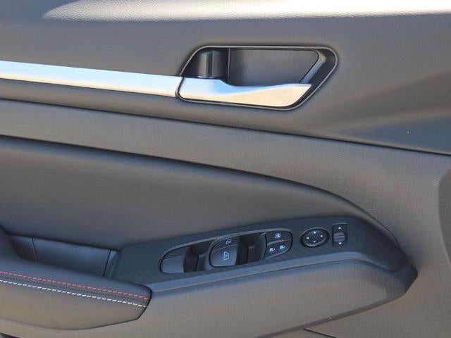 2026 Nissan Altima SR