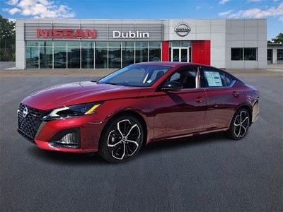 2025 Nissan Altima SR