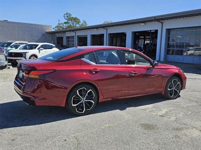 2025 Nissan Altima SR