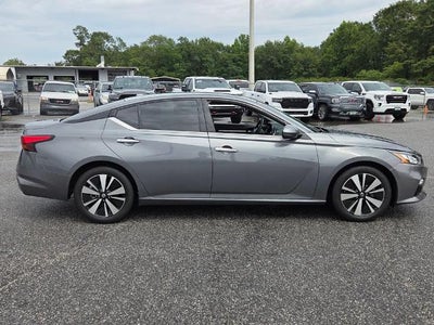 2019 Nissan Altima 2.5 SV Sedan