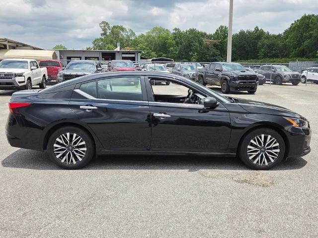 2024 Nissan Altima 2.5 SV Sedan