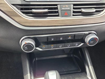 2024 Nissan Altima 2.5 SV Sedan