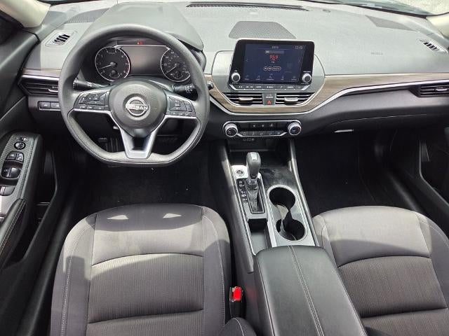 2024 Nissan Altima 2.5 SV Sedan