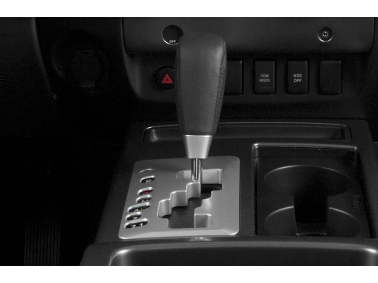 2015 Nissan Titan 4WD Crew Cab Short Bed SL