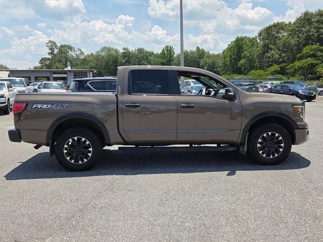 2022 Nissan TITAN Crew Cab PRO-4X®