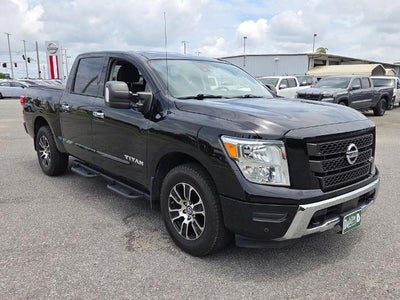 2021 Nissan Titan 4x4 Crew Cab SV