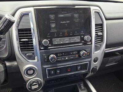 2021 Nissan Titan 4x4 Crew Cab SV