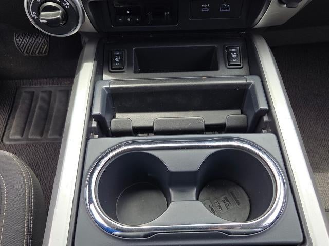 2021 Nissan Titan 4x4 Crew Cab SV