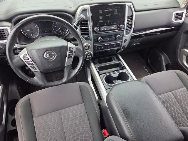 2021 Nissan Titan 4x4 Crew Cab SV