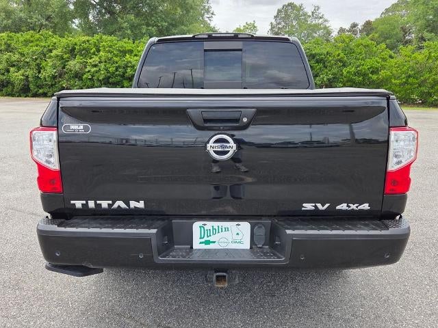 2021 Nissan Titan 4x4 Crew Cab SV