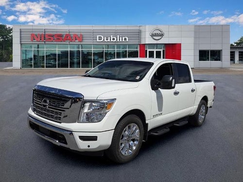 2024 Nissan Titan 4x2 Crew Cab SV