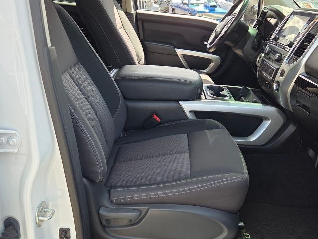 2024 Nissan Titan 4x2 Crew Cab SV