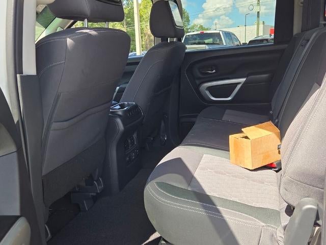 2024 Nissan Titan 4x2 Crew Cab SV