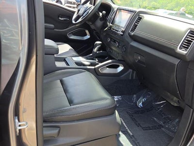 2024 Nissan Frontier Crew Cab 4x2 SL