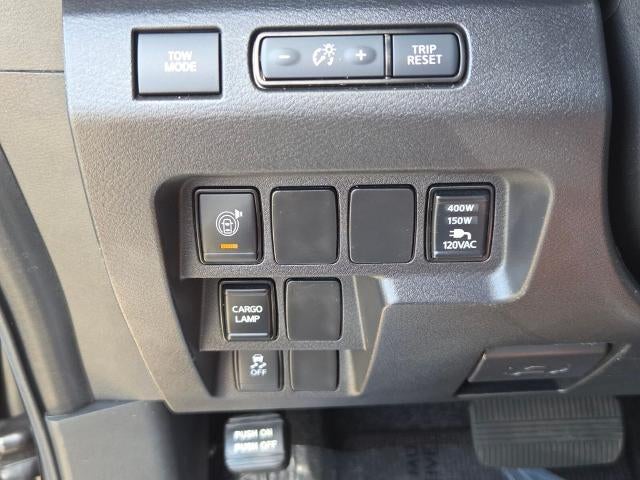 2024 Nissan Frontier Crew Cab 4x2 SL