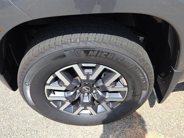 2024 Nissan Frontier Crew Cab 4x2 SL
