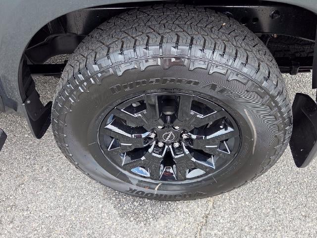 2027 Nissan Frontier Crew Cab 4x2 SV