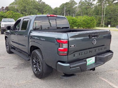 2027 Nissan Frontier Crew Cab 4x2 SV