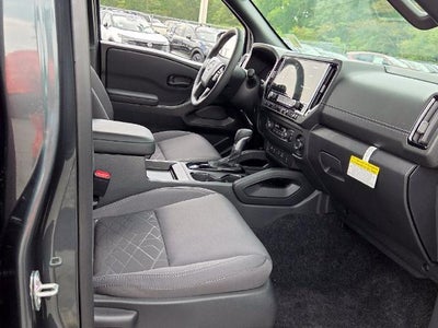 2027 Nissan Frontier Crew Cab 4x2 SV
