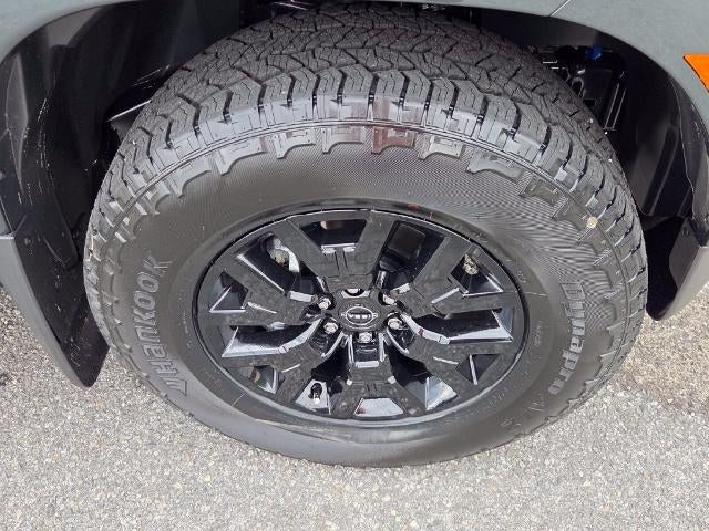 2027 Nissan Frontier Crew Cab 4x2 SV