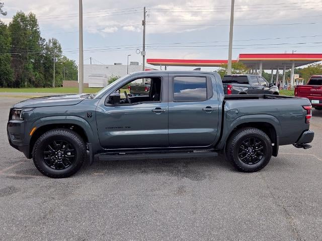 2027 Nissan Frontier Crew Cab 4x2 SV