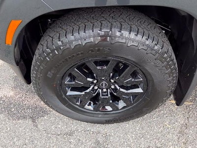 2027 Nissan Frontier Crew Cab 4x2 SV