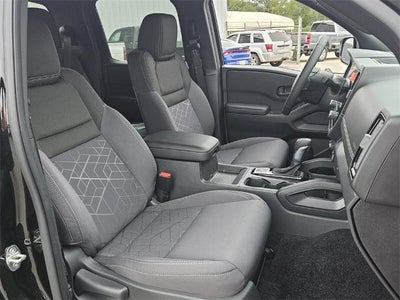 2026 Nissan Frontier Crew Cab SV