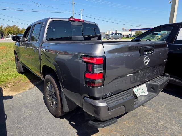 2025 Nissan Frontier Crew Cab SV
