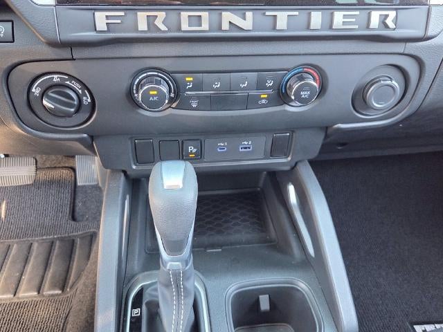 2025 Nissan Frontier Crew Cab SV