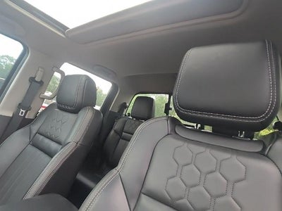 2025 Nissan Frontier Crew Cab SL