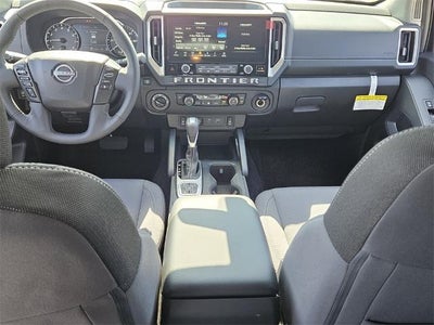 2026 Nissan Frontier Crew Cab SV