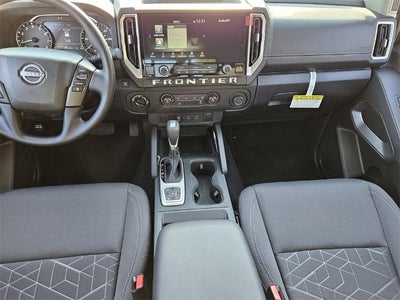 2026 Nissan Frontier Crew Cab SV