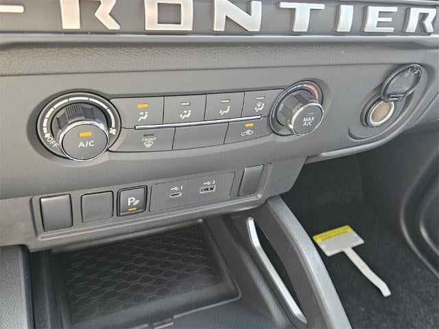 2026 Nissan Frontier Crew Cab SV