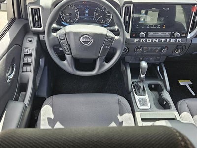 2026 Nissan Frontier Crew Cab SV