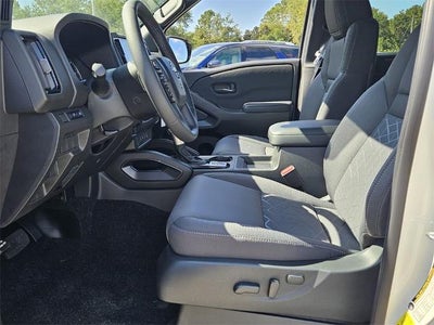 2026 Nissan Frontier Crew Cab SV