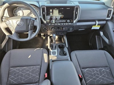 2026 Nissan Frontier Crew Cab SV