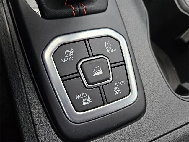 2026 Nissan Frontier Crew Cab PRO-4X® Long Bed