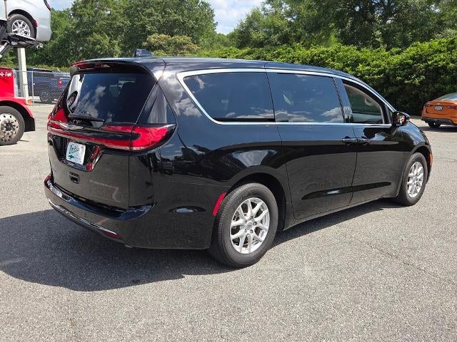 2024 Chrysler Pacifica Touring L FWD